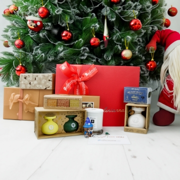Luxury Personalized Christmas Gift Set - Mix & Match Greek-Inspired Luxury Personalized Christmas Gift Set - Mix & Match Greek-Inspired